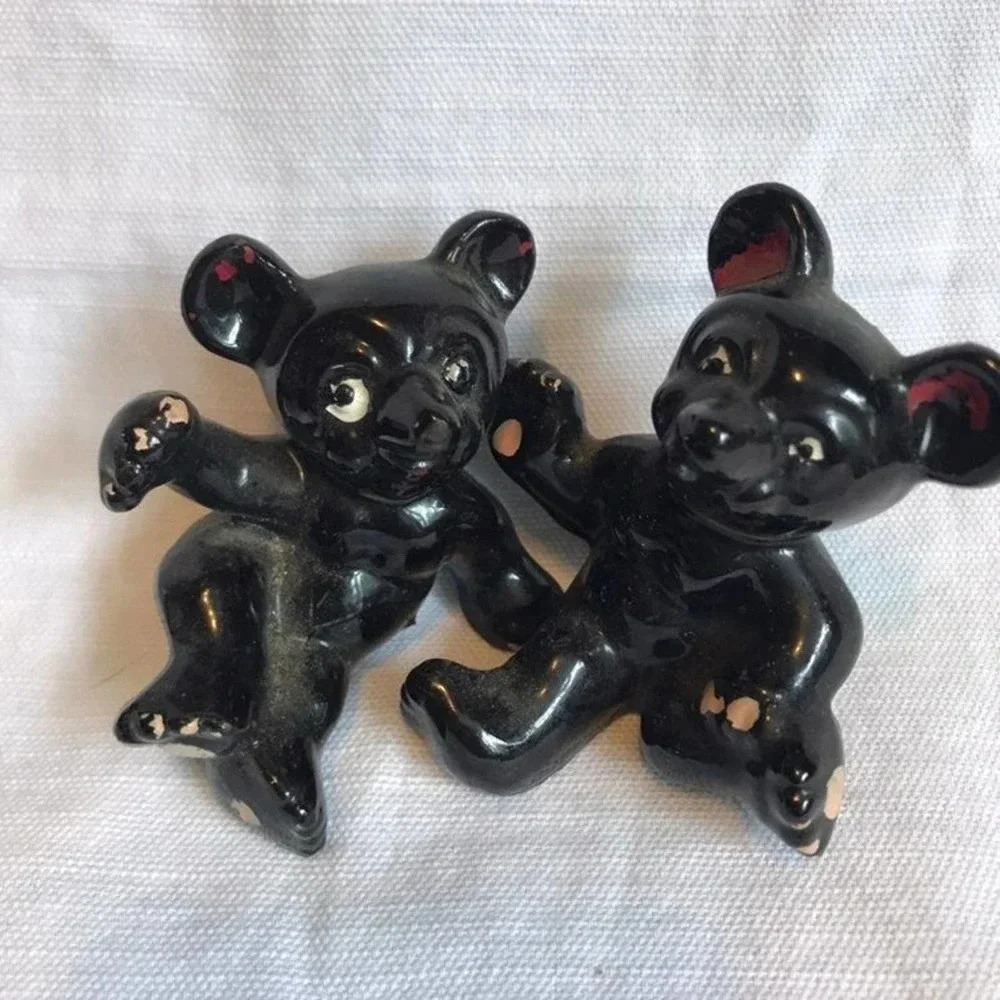 Vintage Tiny Bears Salt and Pepper Shakers